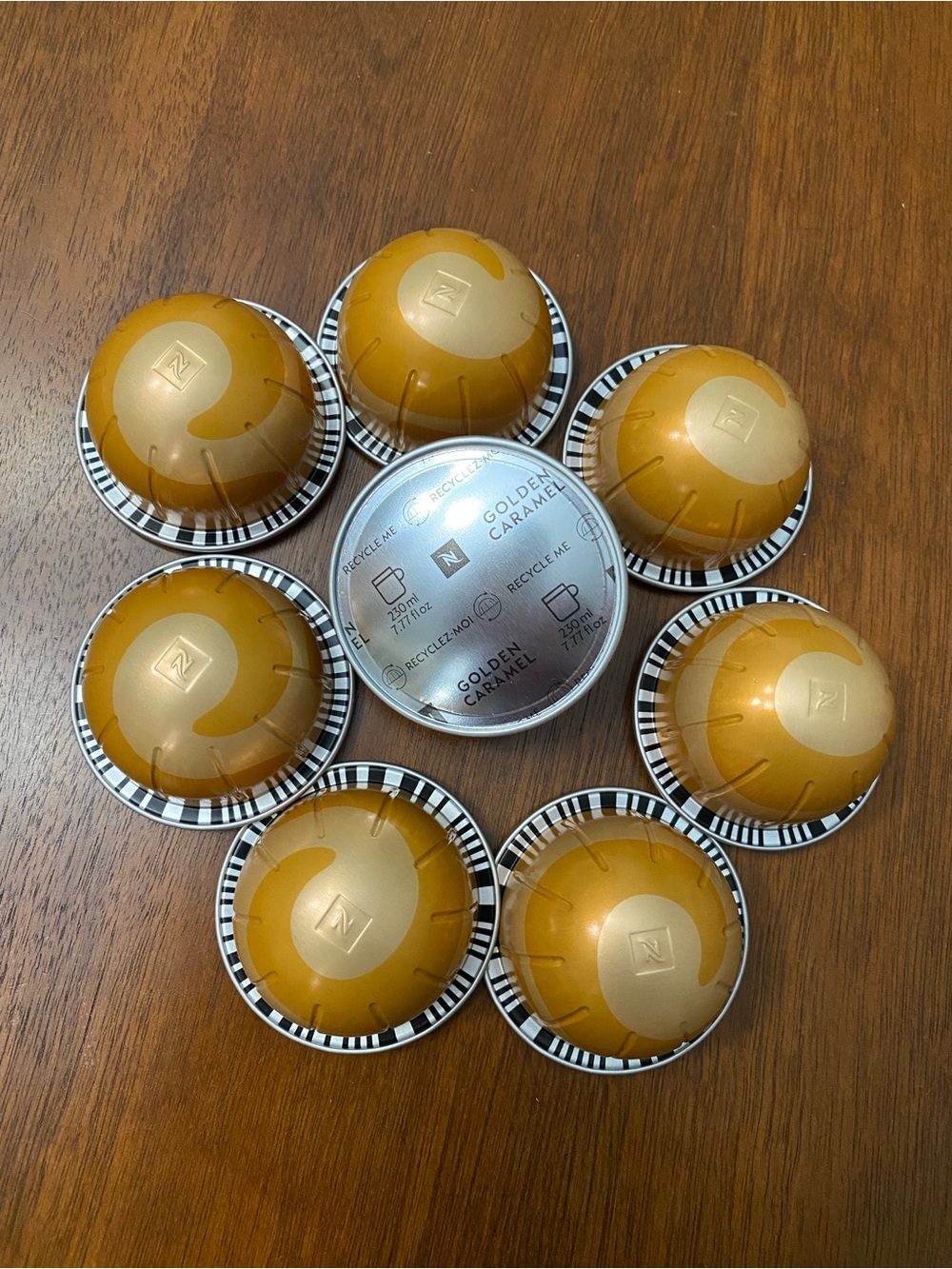 Nespresso Vertuo Golden Caramel Coffee Pods - 8